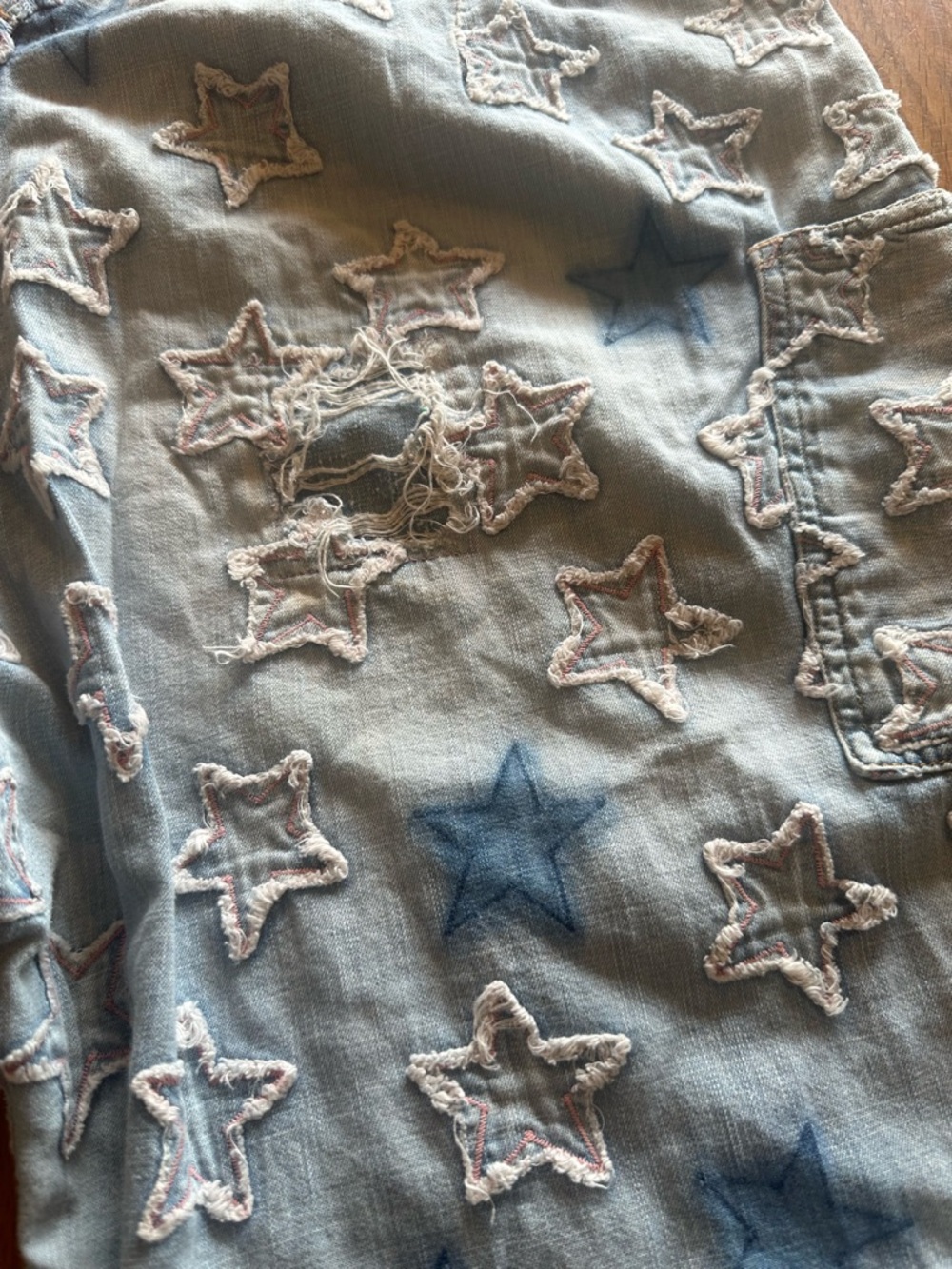 Magnolia Pearl Star O’Keefe Jeans- distressed light blue denim - Picture 7 of 10